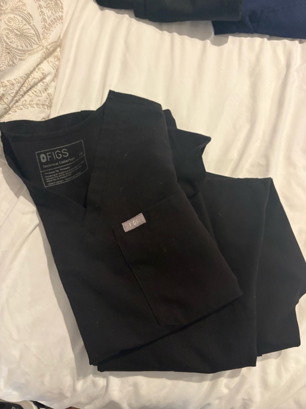 Figs Womens Black Scrub Set - Professional Pocketed Design